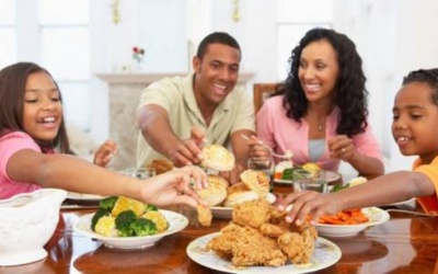 Vì sao không nên ăn quá nhanh?