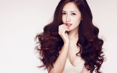 Mai Phương Thúy siêu gợi cảm trong bộ ảnh mới