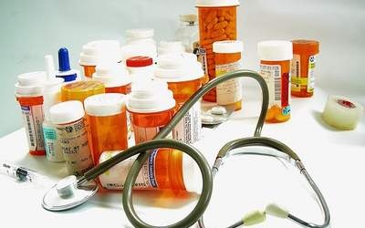 Thuốc hạ huyết áp có thể gây suy tim, suy thận