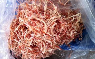 Gần 20 tấn mực nghi giả trong kho hàng