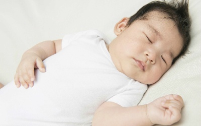 Cách khắc phục tình trạng bé đại tiện khó