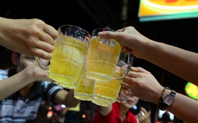 Cán bộ, nhân viên Tư pháp bị cấm uống rượu quá nồng độ cho phép dịp Tết