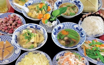 Chế độ ăn ngày Tết cho người tăng huyết áp