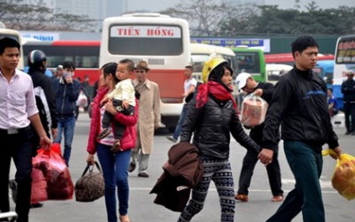 Báo nước ngoài viết về chuyện về quê ăn Tết của người Việt