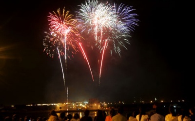 Thời tiết đêm Giao thừa: Mưa phùn lất phất, trời rét ngọt