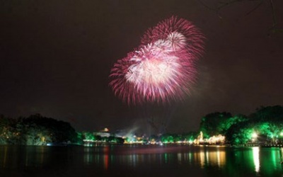 Hà Nội: 6 vị trí “đắc địa” để xem pháo hoa Tết Ất Mùi