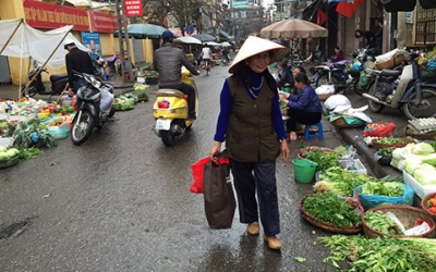 Thực phẩm, rau xanh lên giá sau Tết