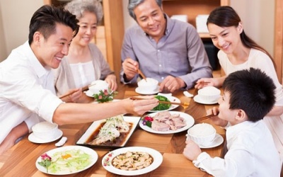 Video: Lợi ích của bữa cơm gia đình