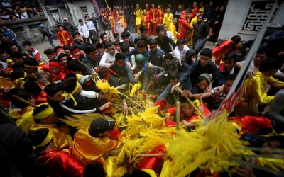 Cướp lộc ở hội Gióng là “cướp có văn hóa”