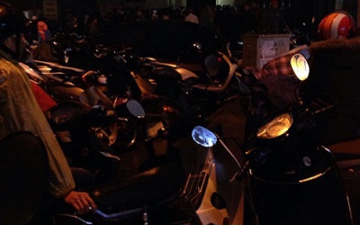 Vaccine “5 trong 1” “cháy hàng” từ sáng sớm