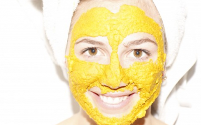 Các công thức trị nám bằng bột nghệ