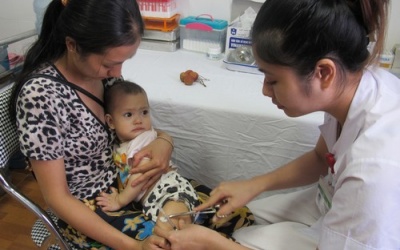 Khan hiếm vaccine dịch vụ do thiếu nguồn cung