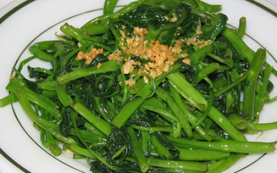 Những hiểm họa 'chết người' từ rau muống