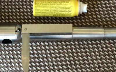 Gậy “chống yêu râu xanh”