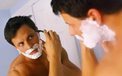 Tại sao đàn ông không nên để râu?