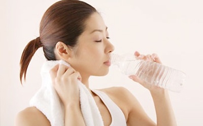 5 sai lầm dễ mắc khi uống nước