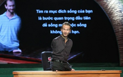 Nick Vujicic trò chuyện cùng 500 em nhỏ ở TP.HCM