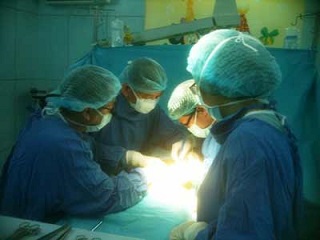 Gần 10.000 bệnh nhân chờ được ghép thận, gan mỗi năm