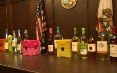 Mỹ: Rượu vang giá rẻ bị nhiễm asen