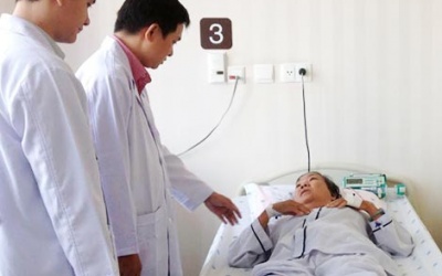 Hoại tử chân do tắc động mạch dễ nhầm với loét