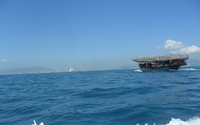 Hai ngư dân mất tích ở khu vực Trường Sa