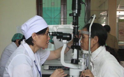 Sẽ thay đổi trang phục truyền thống của nhân viên y tế