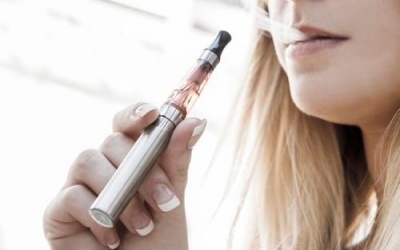 Bà bầu hút thuốc lá điện tử có được không?