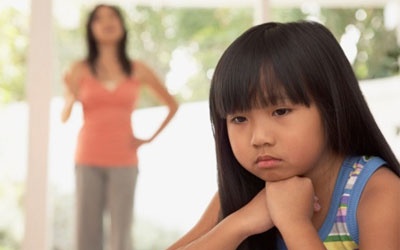 Những lưu ý khi dạy con tự kỷ tại nhà