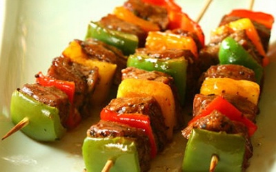Thịt bò xiên rau củ nướng thơm lừng cho ngày lạnh 