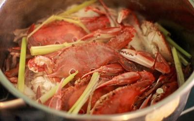 10 lợi ích đáng ngạc nhiên từ bia dành cho bà nội trợ