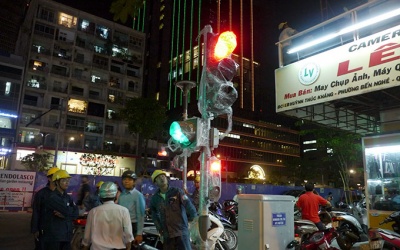 Lắp đèn tín hiệu giao thông có âm thanh đầu tiên ở TP.HCM