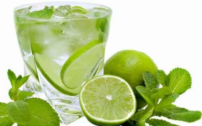 8 công dụng thần kỳ của nước chanh