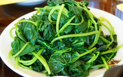 Sai lầm nguy hiểm khi luộc rau khiến cơ thể nạp toàn chất độc hại