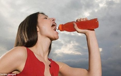 Nước tăng lực - nguyên nhân gây thiếu sắt trầm trọng ở phụ nữ