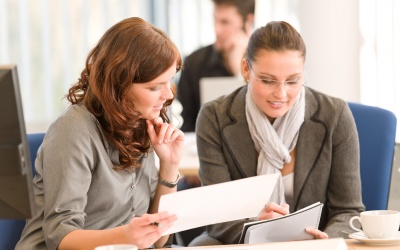 Ngồi nhiều, chị em dễ mắc ung thư vú