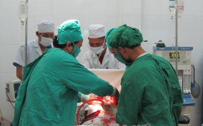 Bộ trưởng Bộ Y tế khen ngợi các bác sỹ