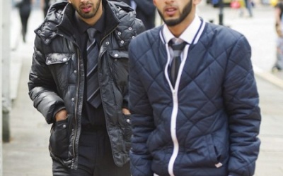 Cách phân biệt các cặp sinh đôi cùng trứng