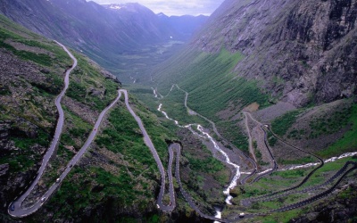 Những cung đường 'dựng tóc gáy' bậc nhất thế giới