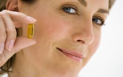 Trẻ uống dầu gan cá, già tránh bệnh tim mạch