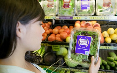 Dán nhãn sạch trên thực phẩm: Cứu vãn niềm tin của người tiêu dùng