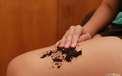 Thổi bay rạn da sau sinh trong 2 tuần bằng cà phê