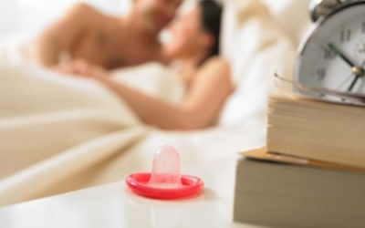 6 sai lầm kinh điển khi dùng bao cao su