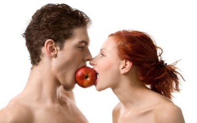 'Cậu nhỏ' bị xước khi 'yêu' bằng miệng, phải làm sao đây?