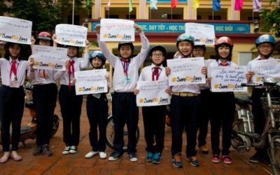 100 nghìn mũ bảo hiểm xịn dành cho trẻ em và người nghèo