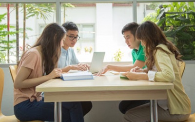 PGS.TS Nguyễn Thi Hùng: 'Sỹ tử cần tránh áp lực và nhồi nhét kiến thức'