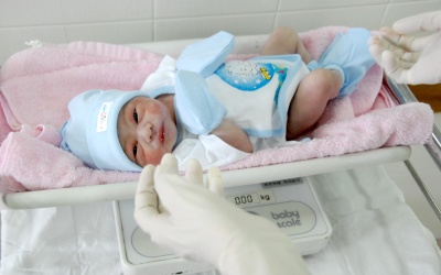 Mang thai hộ: Có luật nhưng vẫn khó khăn