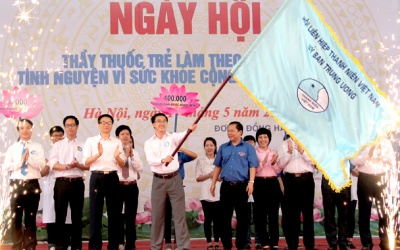 100.000 người được khám chữa bệnh miễn phí