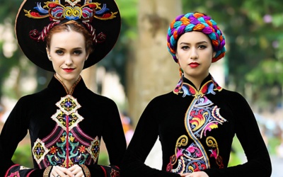Thiếu nữ thế giới lộng lẫy trình diễn áo dài Việt