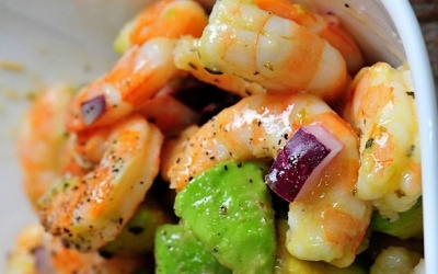 Salad tôm bơ thơm ngon, nhẹ bụng