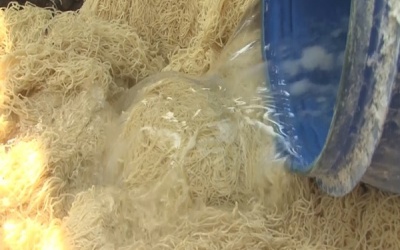 Tiêu hủy hơn 100kg mì sợi “ngậm” hàn the